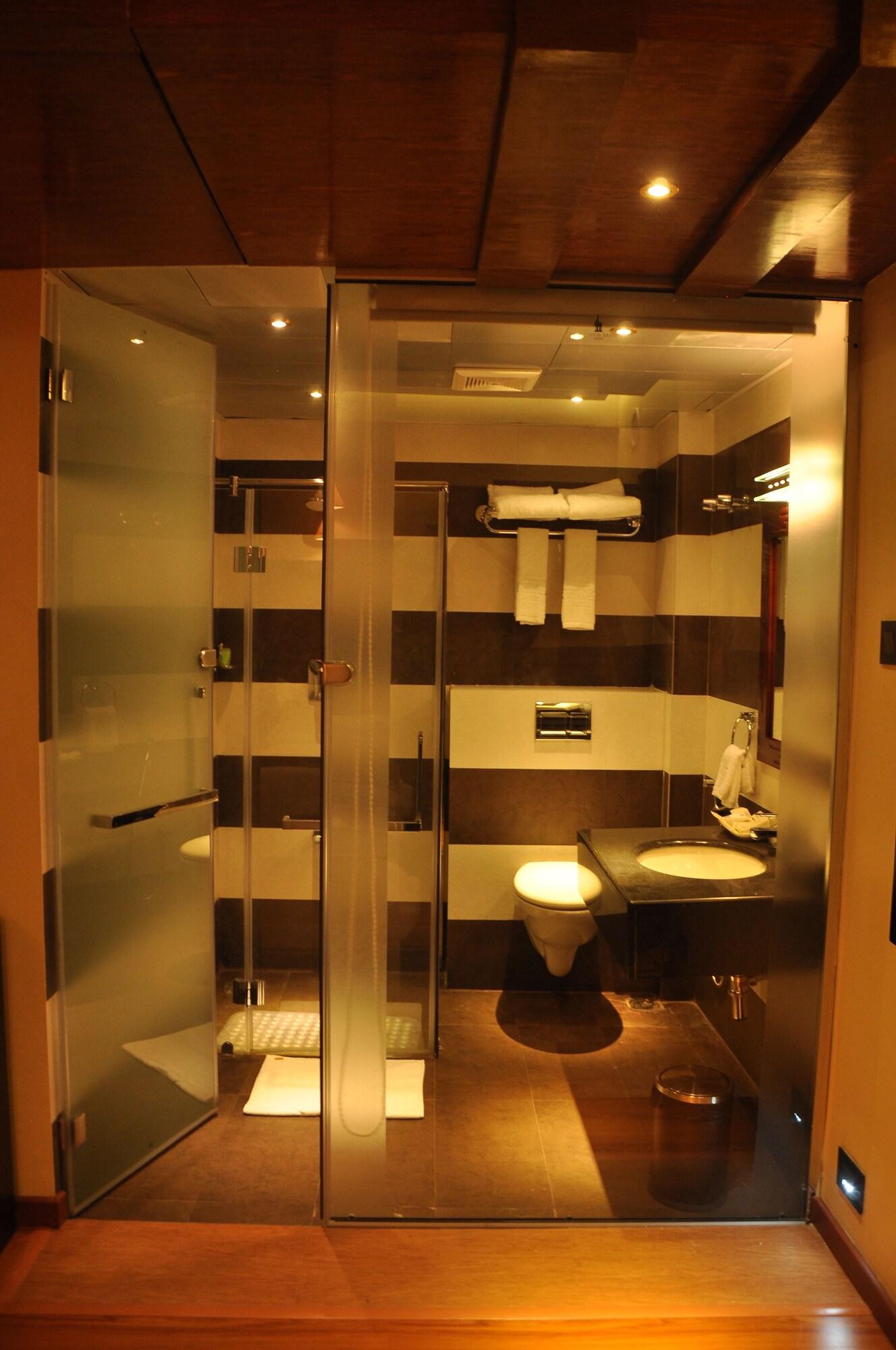 Hotel Park Avenue Nungambakkam 3*