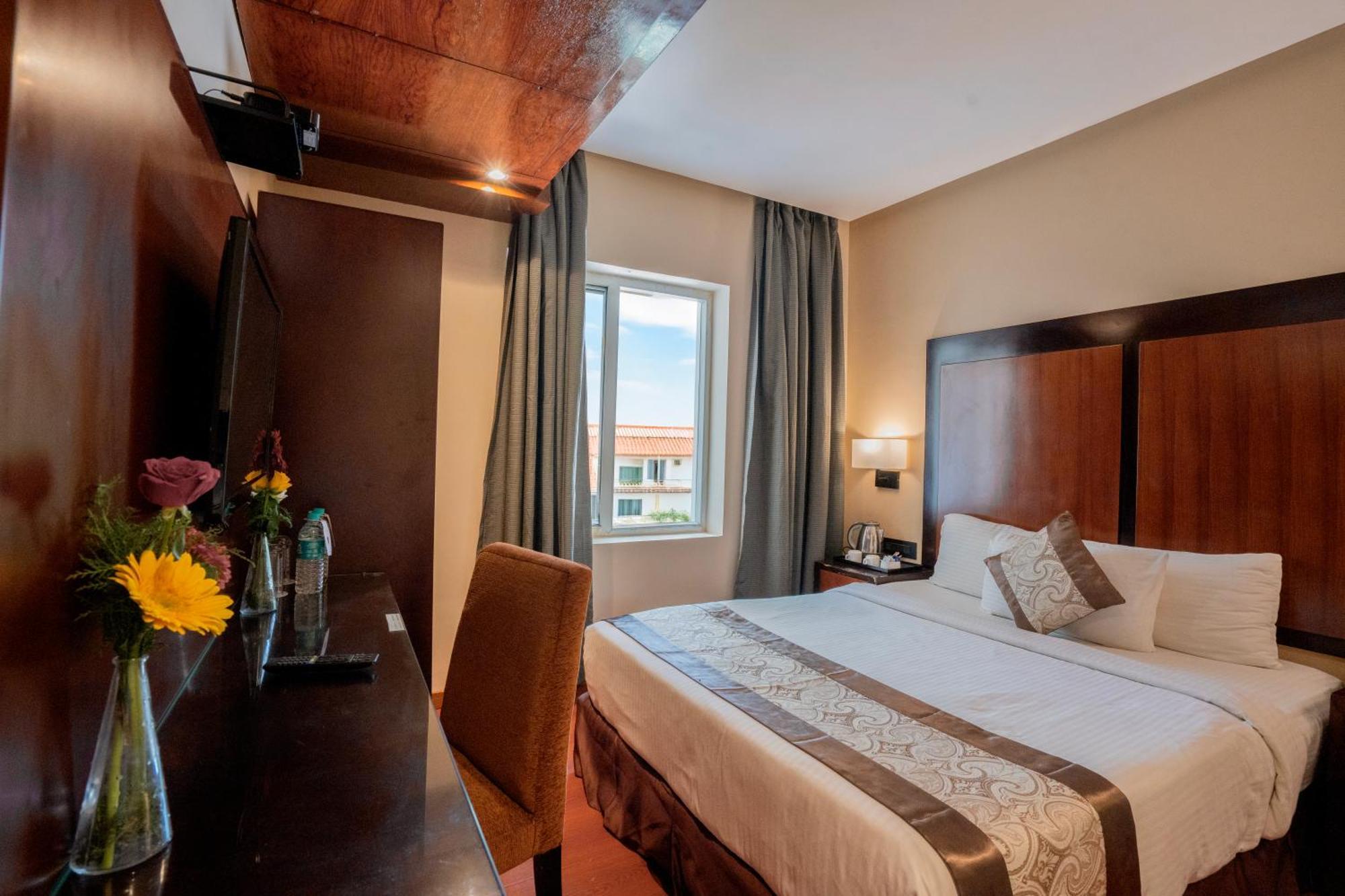Park Avenue Nungambakkam Hotel 3*