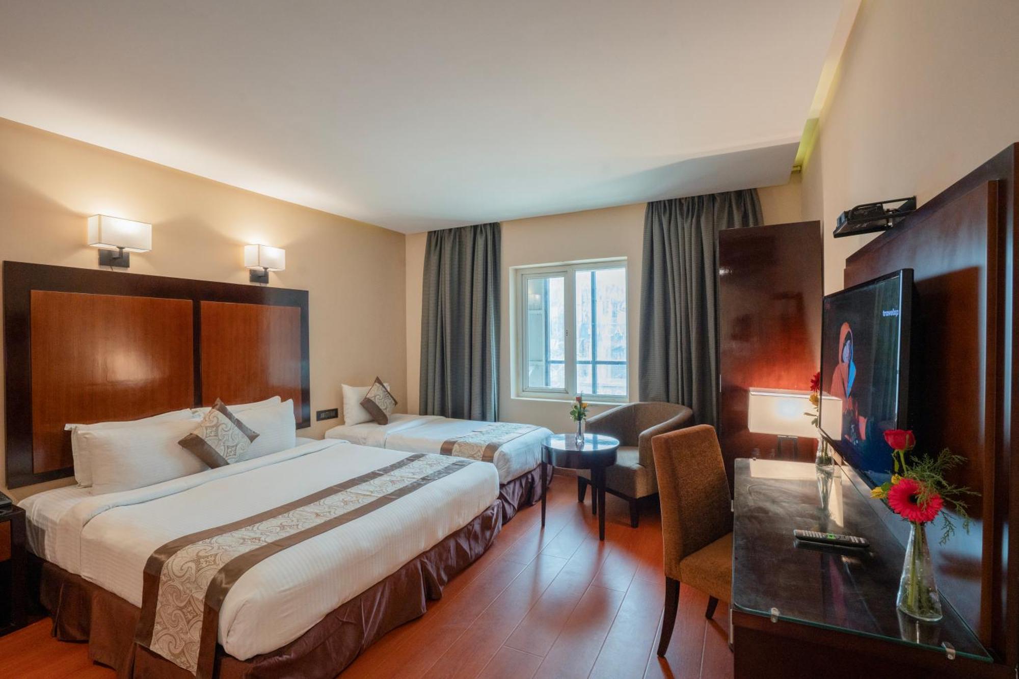 Park Avenue Nungambakkam Hotel 3*